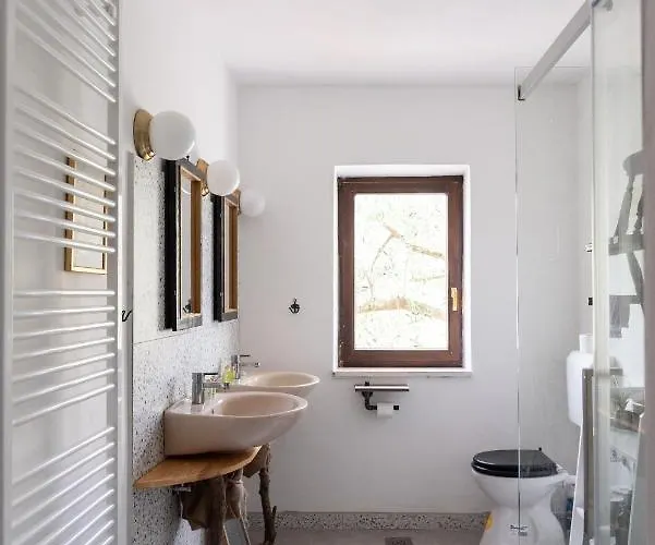 By The Sea Zrnovska Banja, Korcula - 5203 *