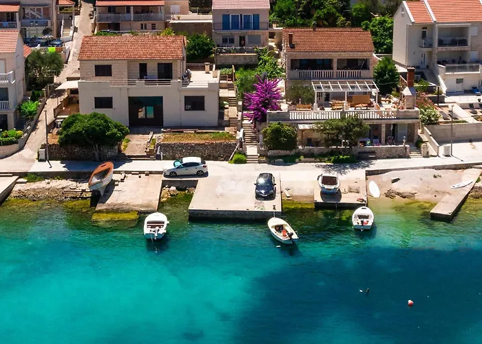 By The Sea Zrnovska Banja, Korcula - 5203 *