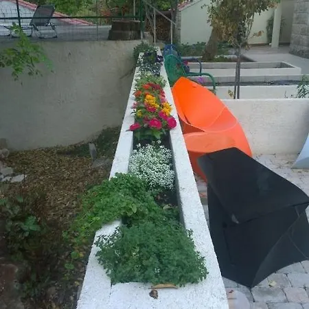 By The Sea Zrnovska Banja, Korcula - 5203 *